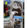 Image 4 : Rotary tool accessory kit and hardware