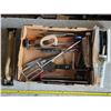 Image 1 : Painting tools and supplies