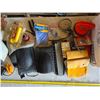 Image 3 : Various tools and hardware