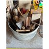 Image 3 : Lot of trowels and drywall tools