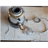 Image 6 : Sink , garbage disposel and hose