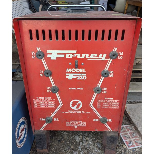 230V, single phase welder, "Forney Industries", cables included