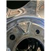 Image 2 : 4 chrome rims. R16, 5 bolt ford, with 1 hub cap