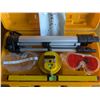 Image 2 : Laser level kit, in plastic case