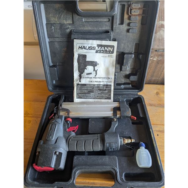Air powered brad nailer, in plastic case