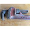 Image 2 : 24" Rigid pipe wrench