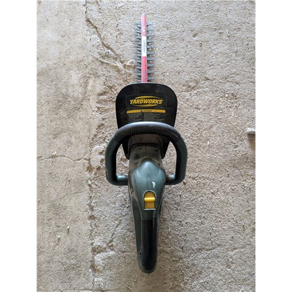 Yardworks 18" electric hedge trimmers