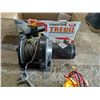 Image 4 : Winch with extra controller