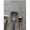 Image 4 : Grain scoop, 10" scoop, square end spade
