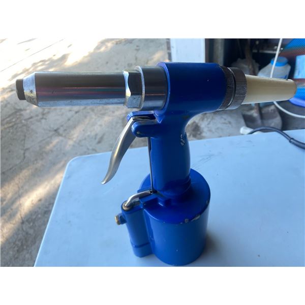 Air paint sprayer