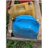 Image 2 : 2 diesel cans
