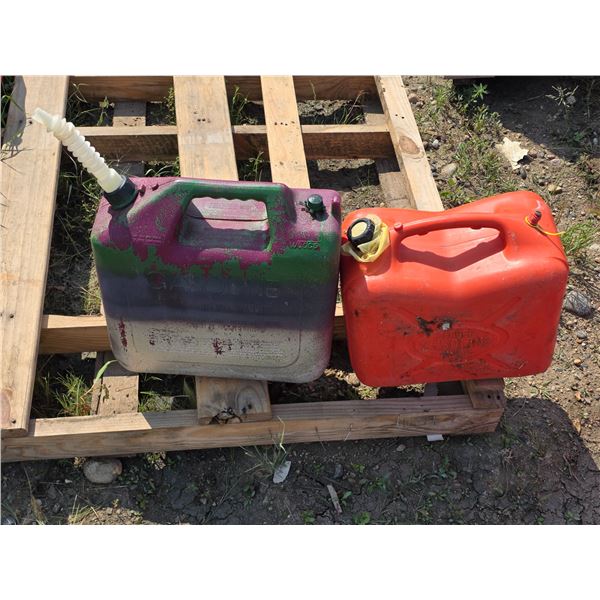 2 gas cans