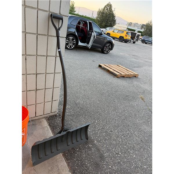 Shovel