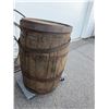 Image 1 : Rustic barrel