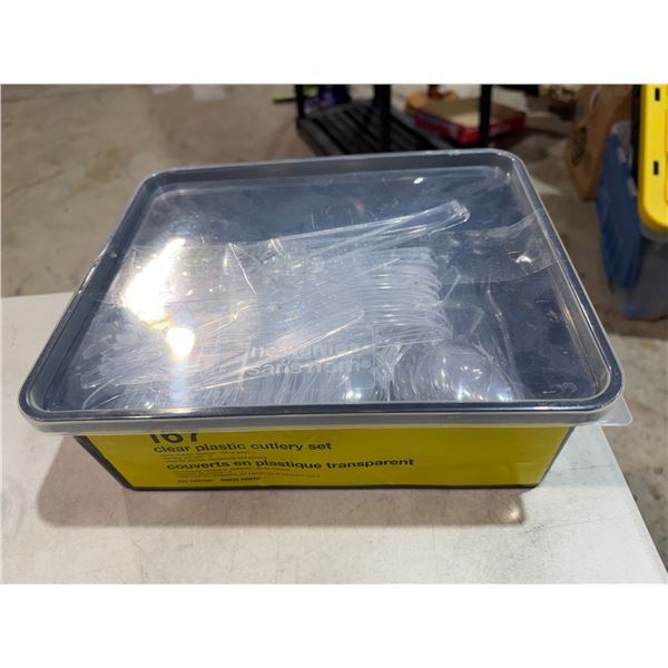 Plastic cutlery