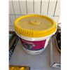 Image 1 : Chlorine granules