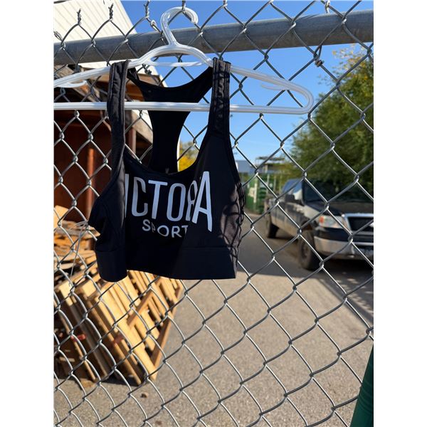 Victoria sport bra size medium