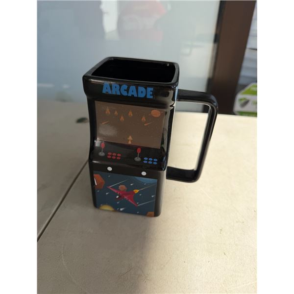 Arcade mug