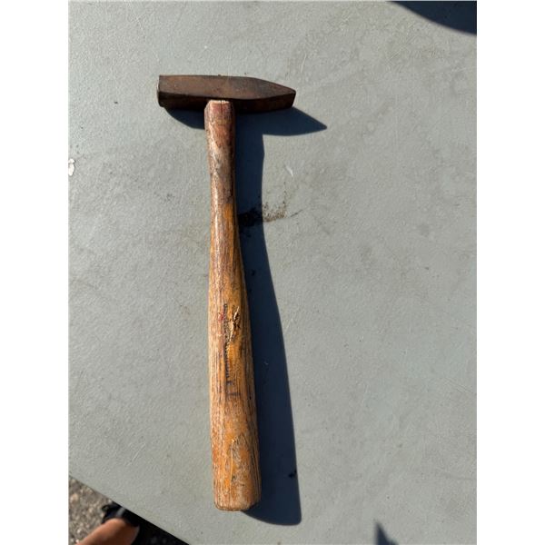 vintage small cross-peen or tack hammer
