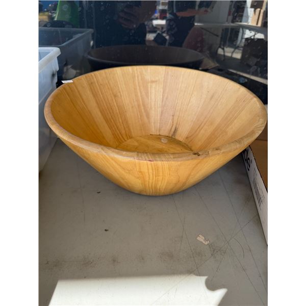 Wood bowl