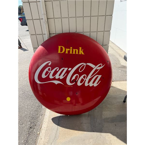 Coca-Cola vintage, Metal, 4 feet  made in Canada