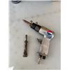 Image 1 : Devillbis AT30 Air Hammer Chisel