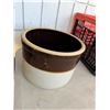 Image 1 : Pottery planter