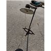 Image 1 : Vintage light on stand
