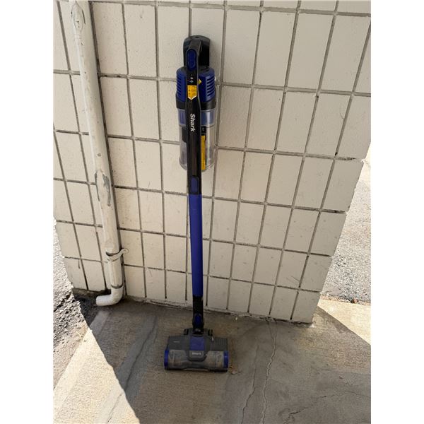 Shark Cordless Rocket Vacuum