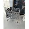 Image 1 : Plant stand