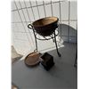 Image 1 : Planters and plant stand