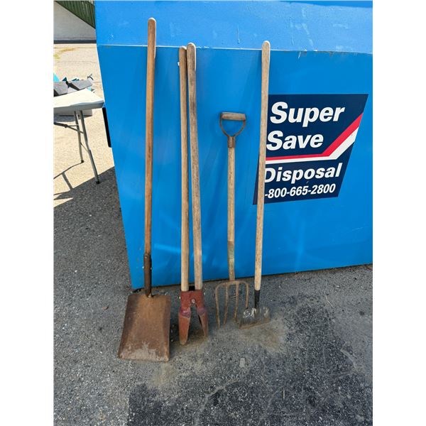 Post hole digger pitchfork, shovel, and edger