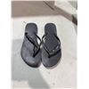 Image 1 : HAVAIANAS size 39/40 sandals