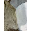 Image 3 : Table and chairs on chair needs leg repai 2 have damage in the back see picture