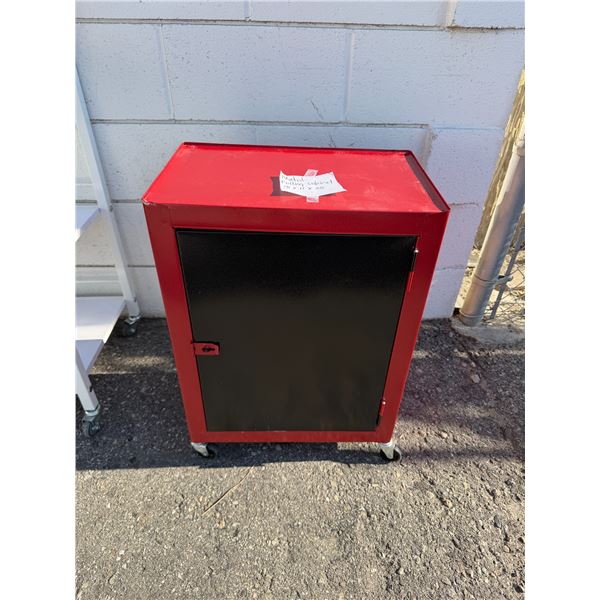Metal rolling cabinet 18" x 11" x 25"
