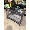Image 2 : 4 moms playpen