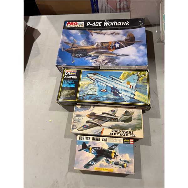 Airplane model kits