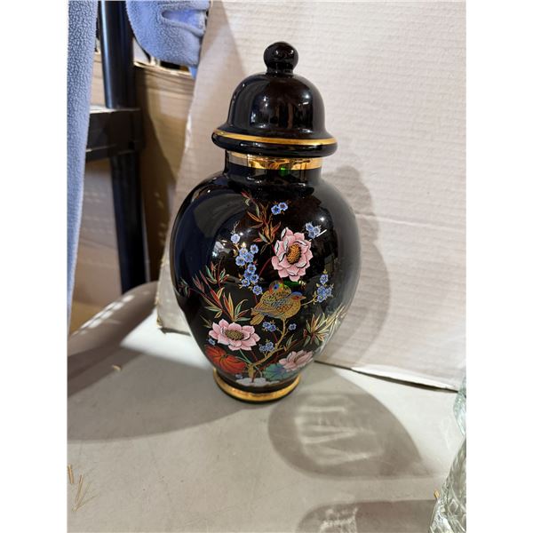Ginger jar approximately 11 1/2 inches tall