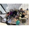 Image 1 : Halloween decor