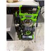 Image 1 : Green works 2100 psi pressure washer