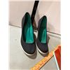 Image 1 : Shoes size 11