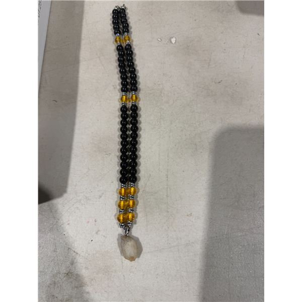 Citron with black onyx