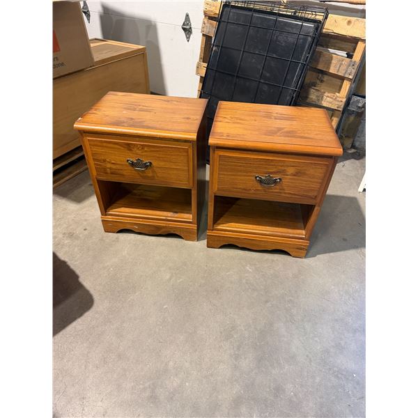 Nightstands 18" x 14" x 22"