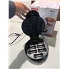 Image 1 : Dash express dog treat maker