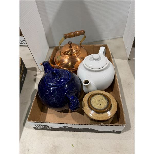 Tea Potts and Liidded pottery dish