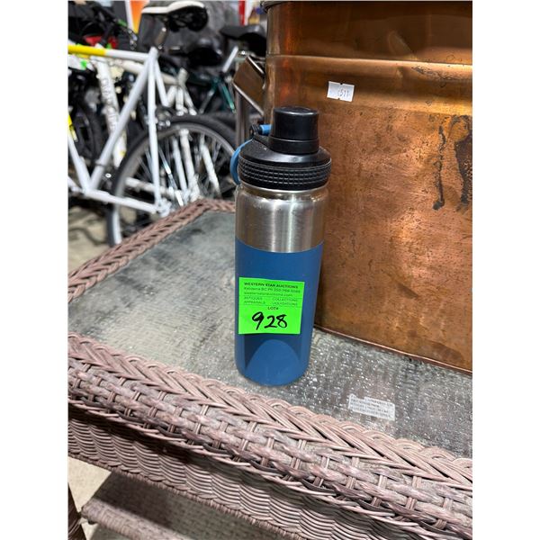 Water bottle