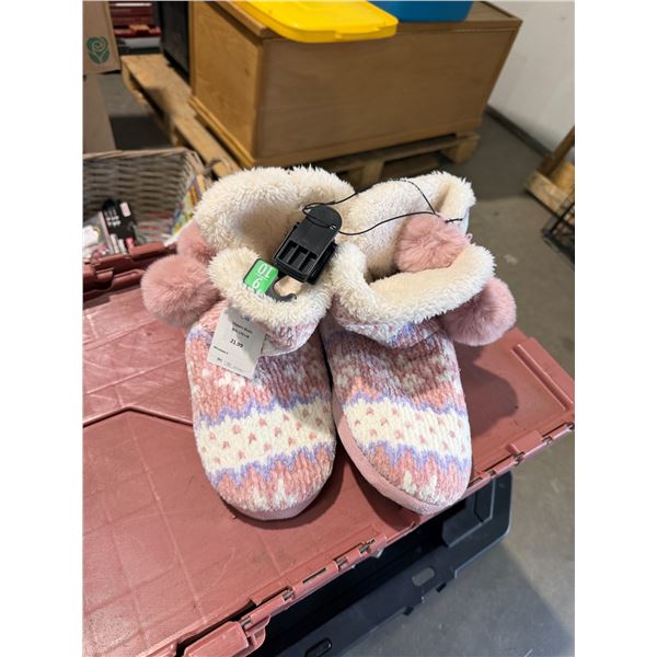 New slippers 9/10
