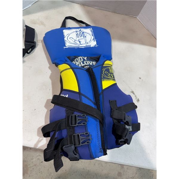 Child, body glove life jacket 30 to 60 pounds