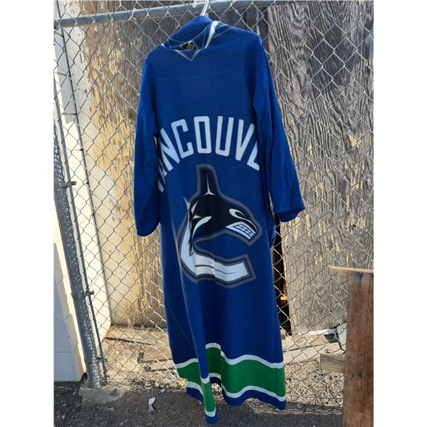 Canucks Cover