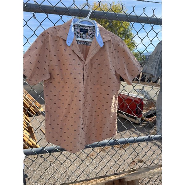 Saint Patrick size, large shirt